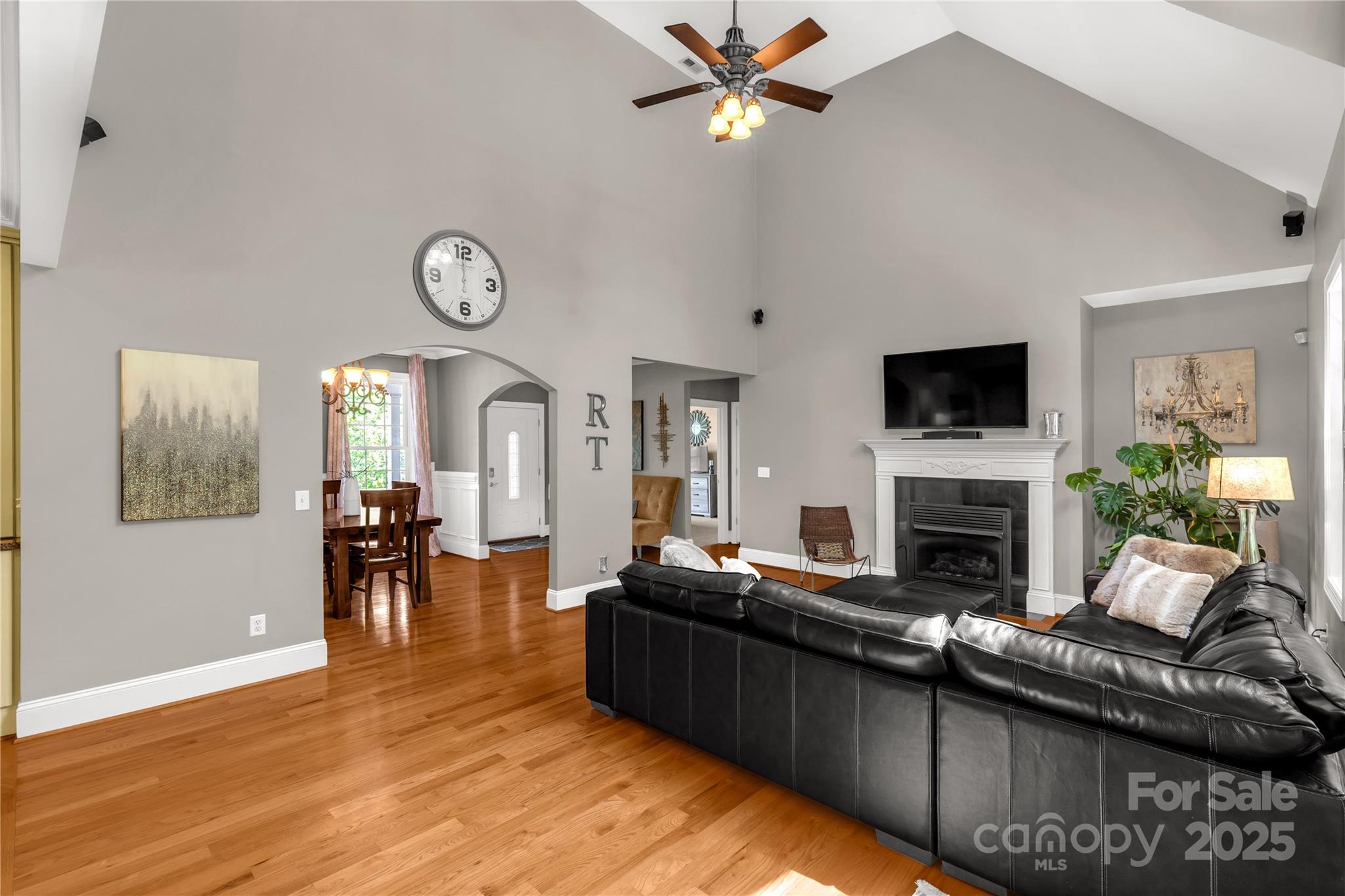 Eagle Glen - Residential