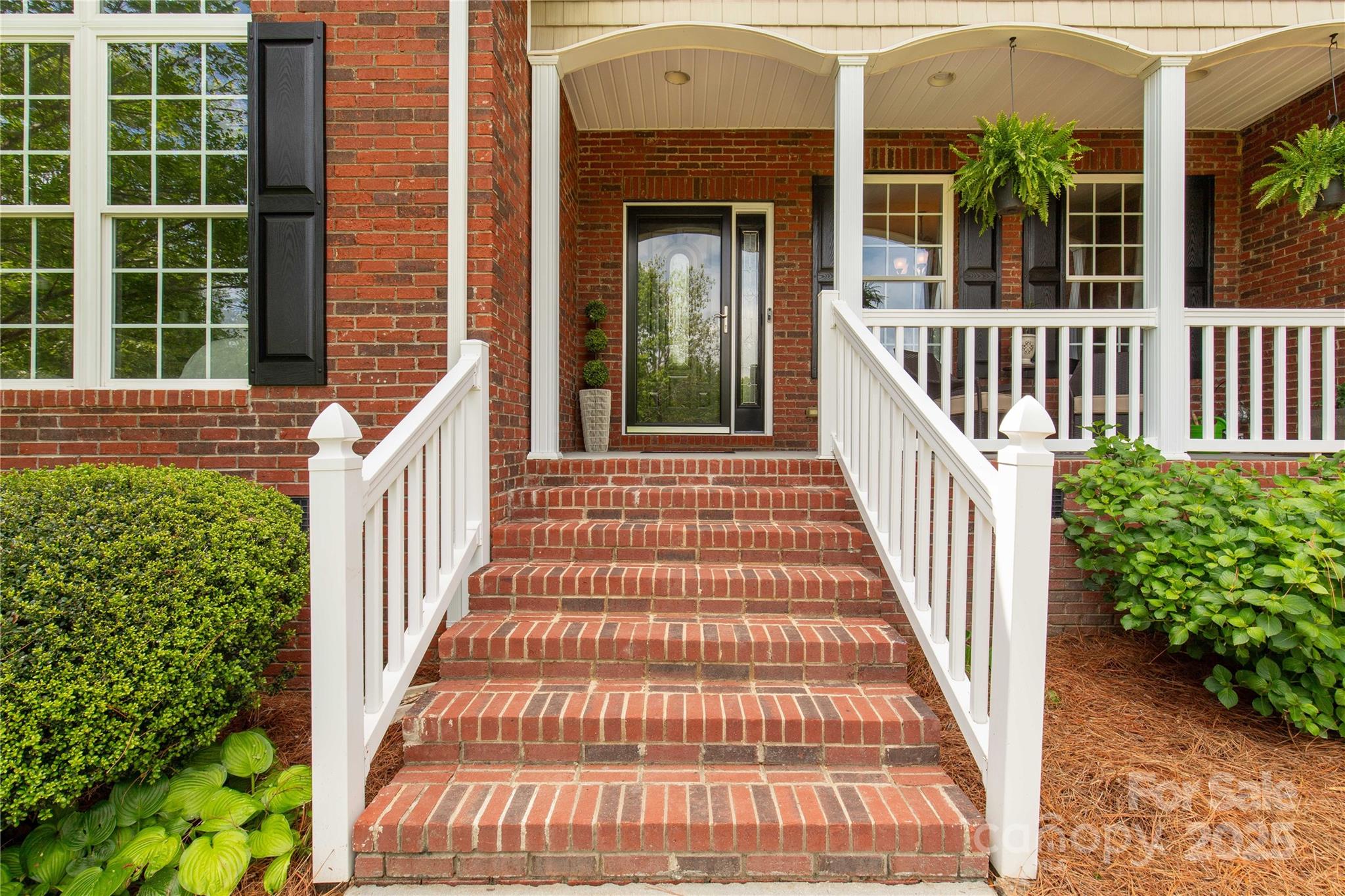 728 Palmers Place