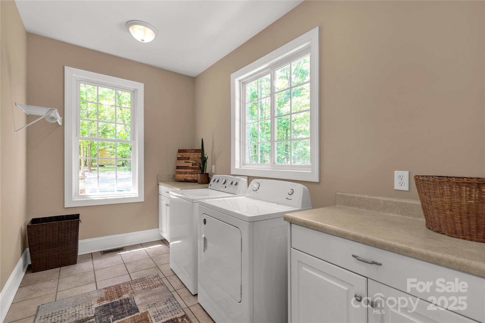 Eagle Glen - Residential