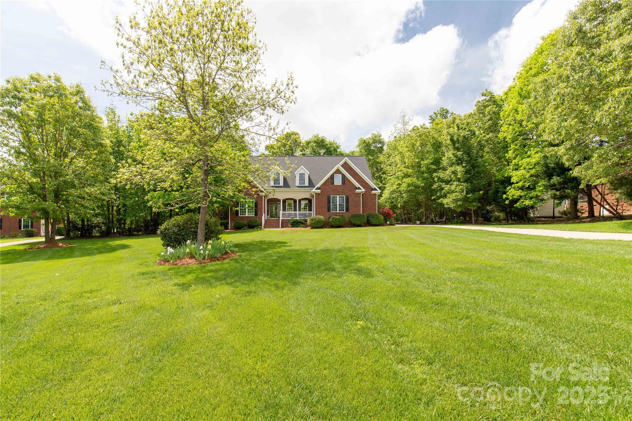 728 Palmers Place