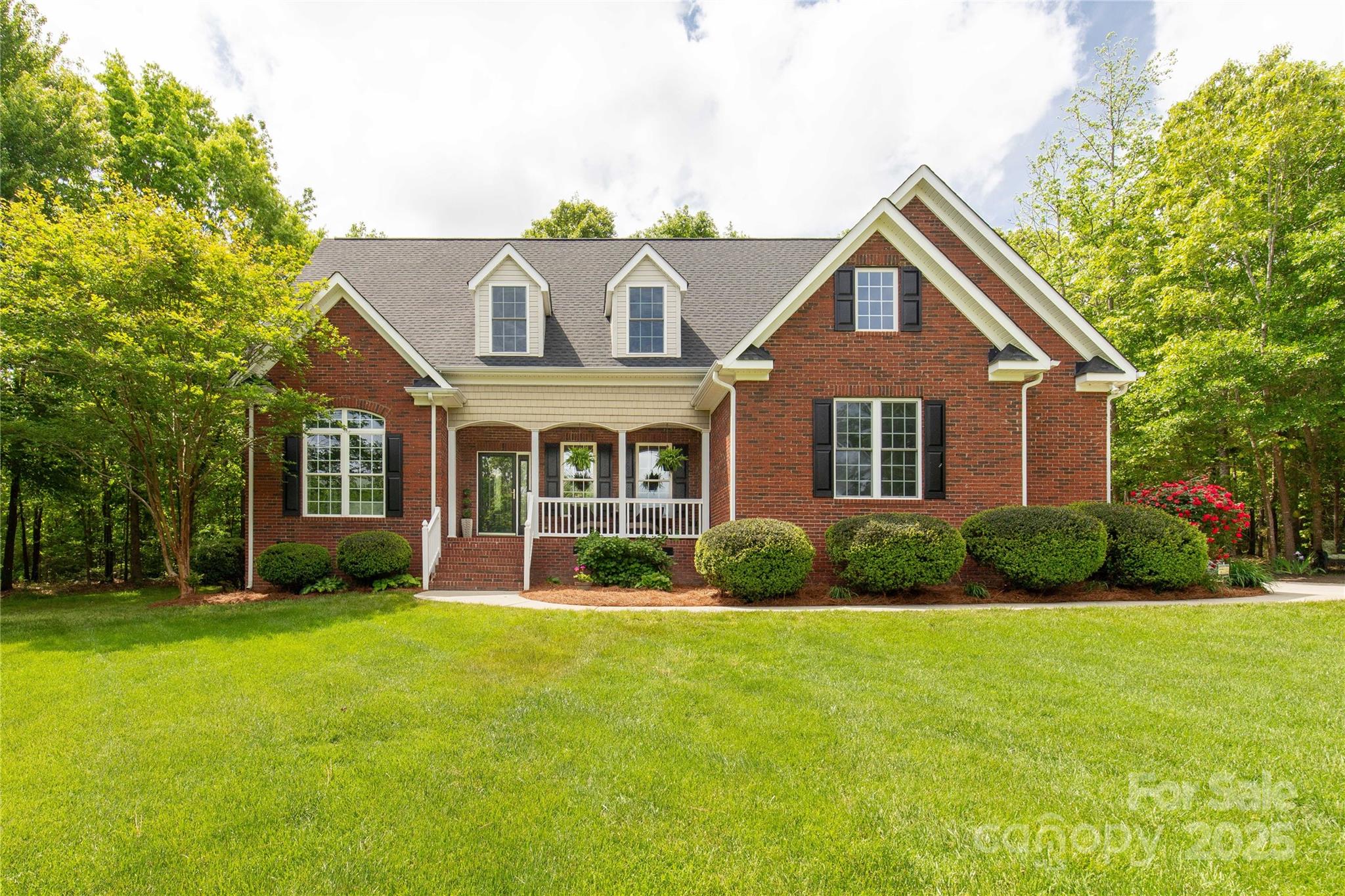 Eagle Glen - Residential