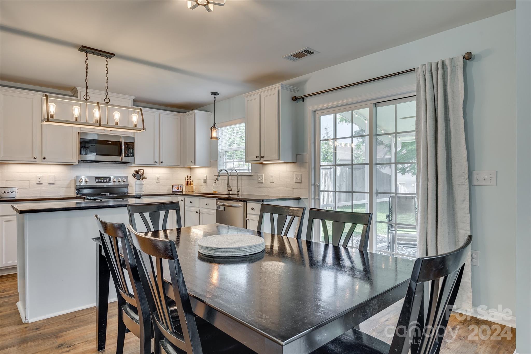 Reid Pointe - Residential