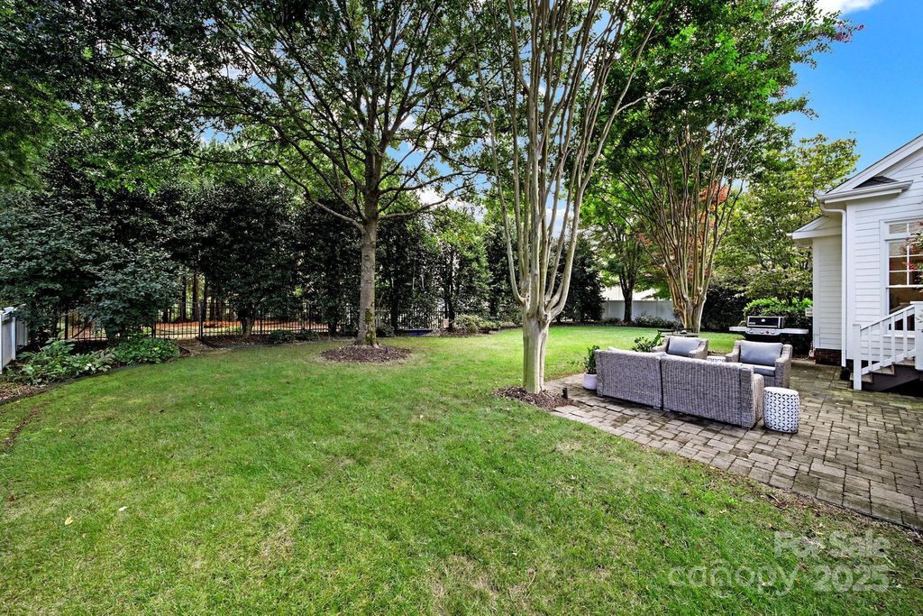 listing image 44