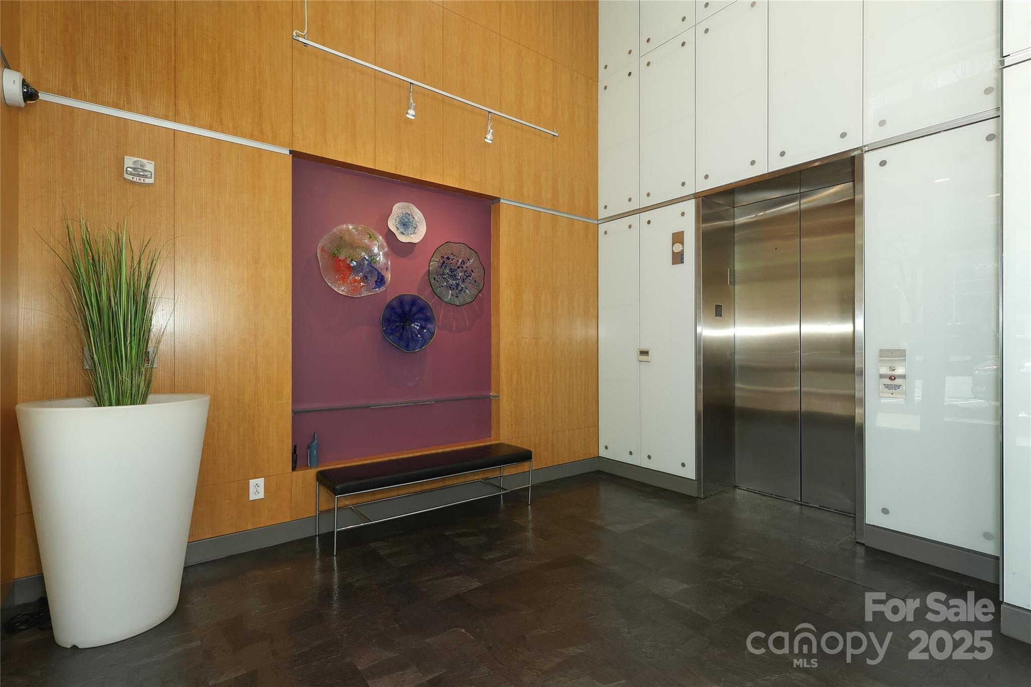 Metropolitan - Residential