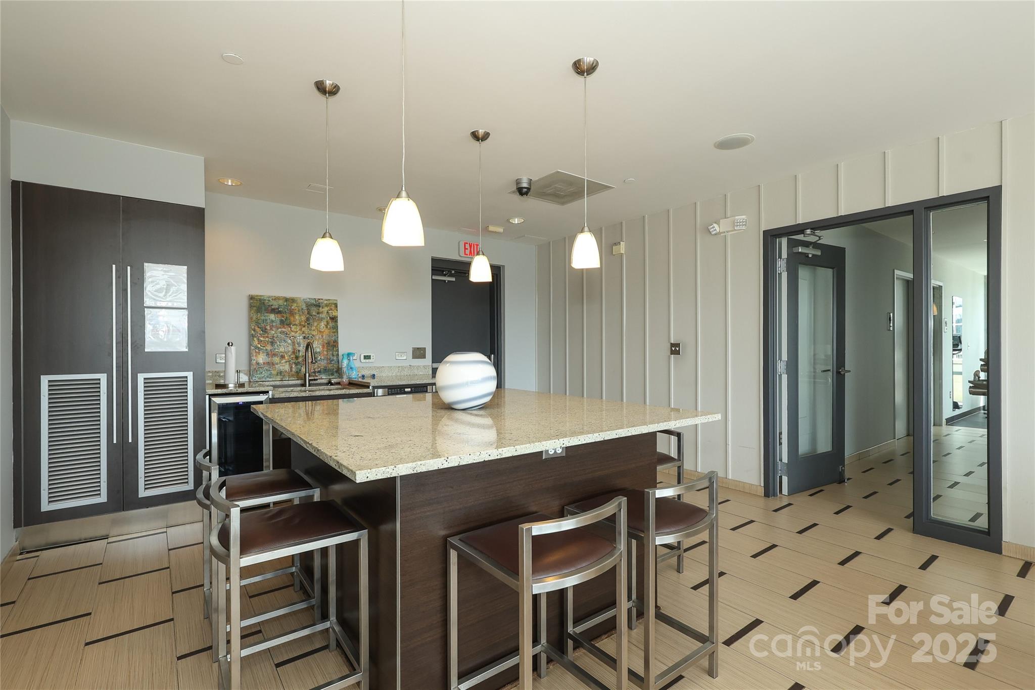 Metropolitan - Residential