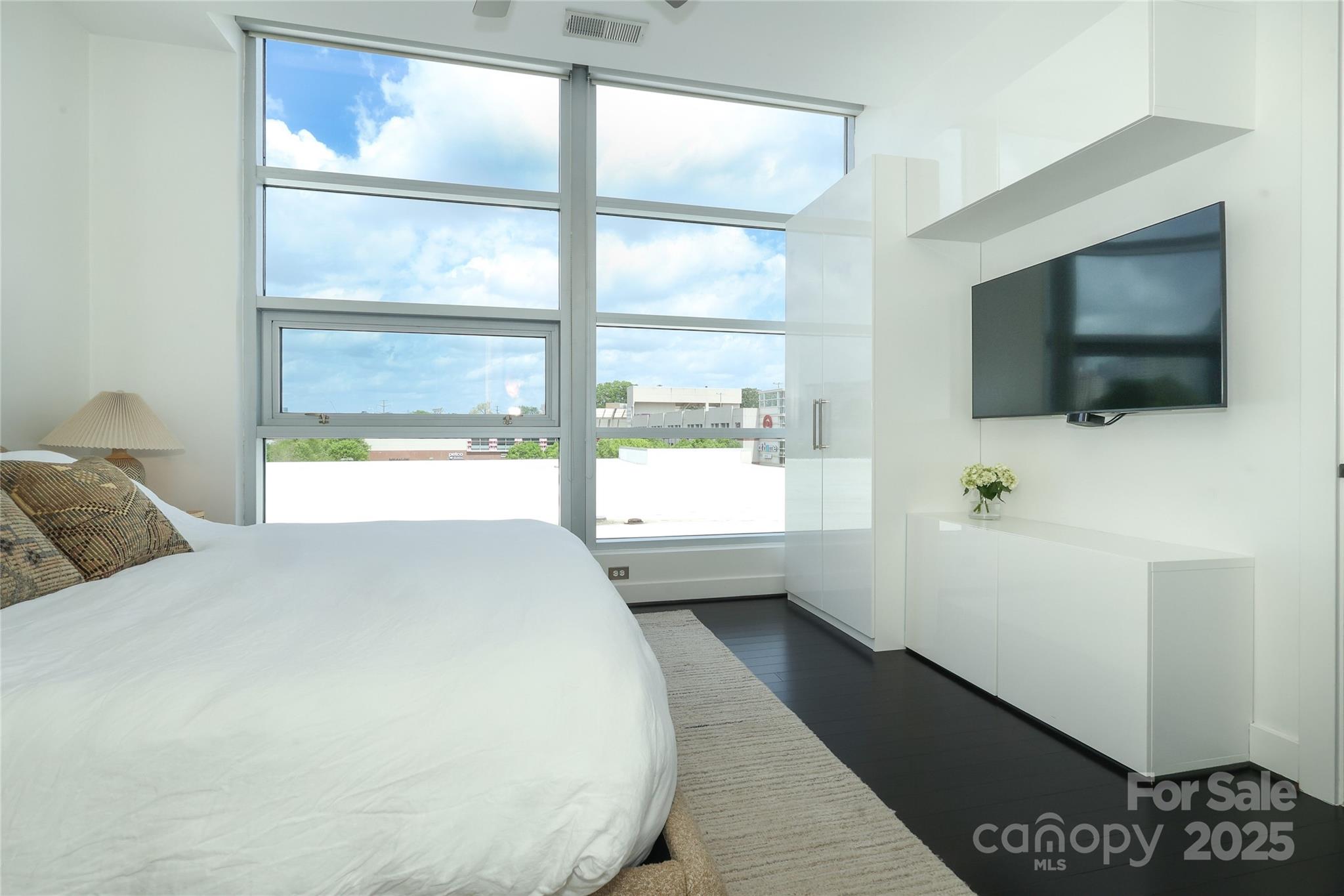 Metropolitan - Residential