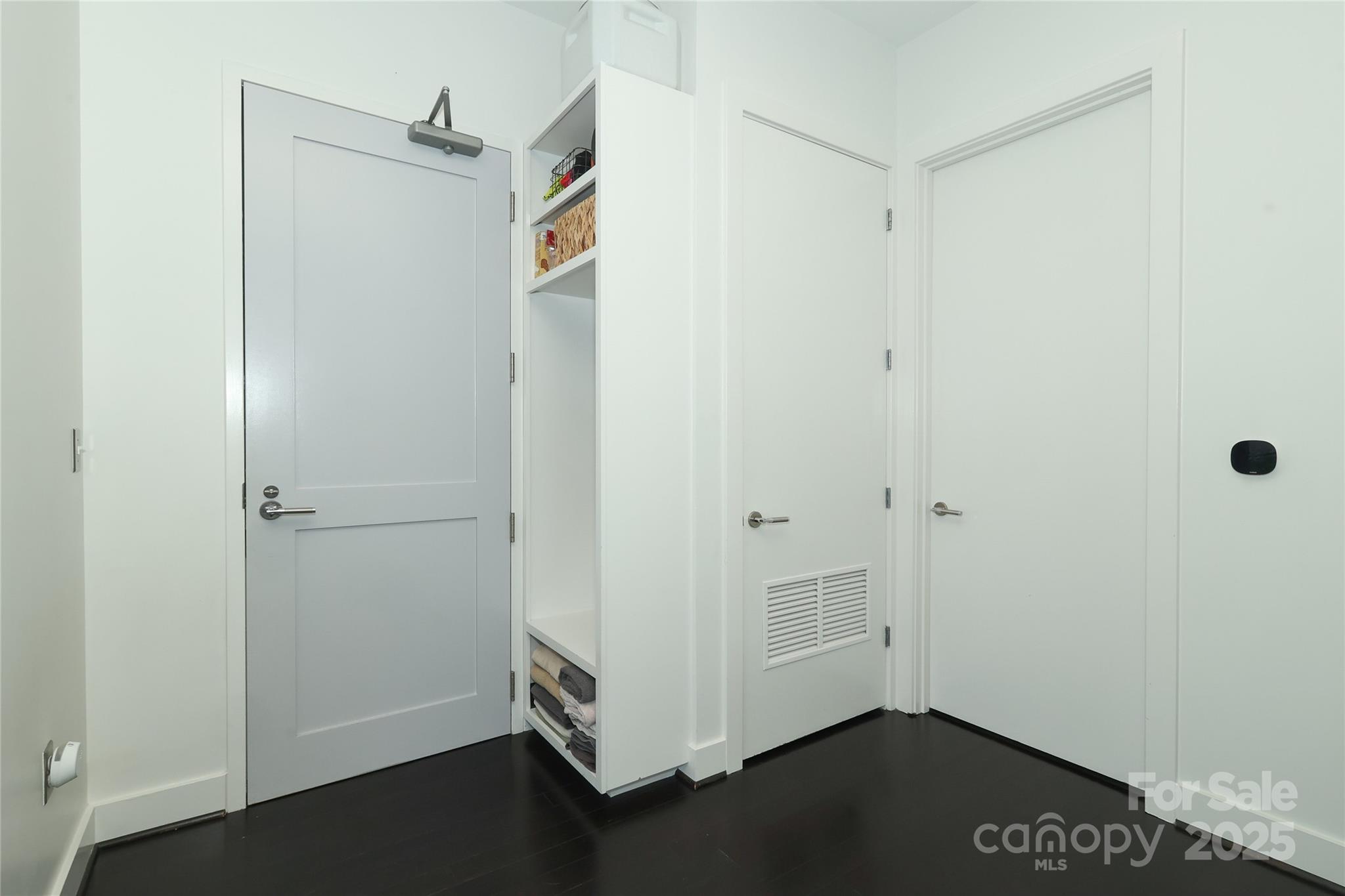 Metropolitan - Residential