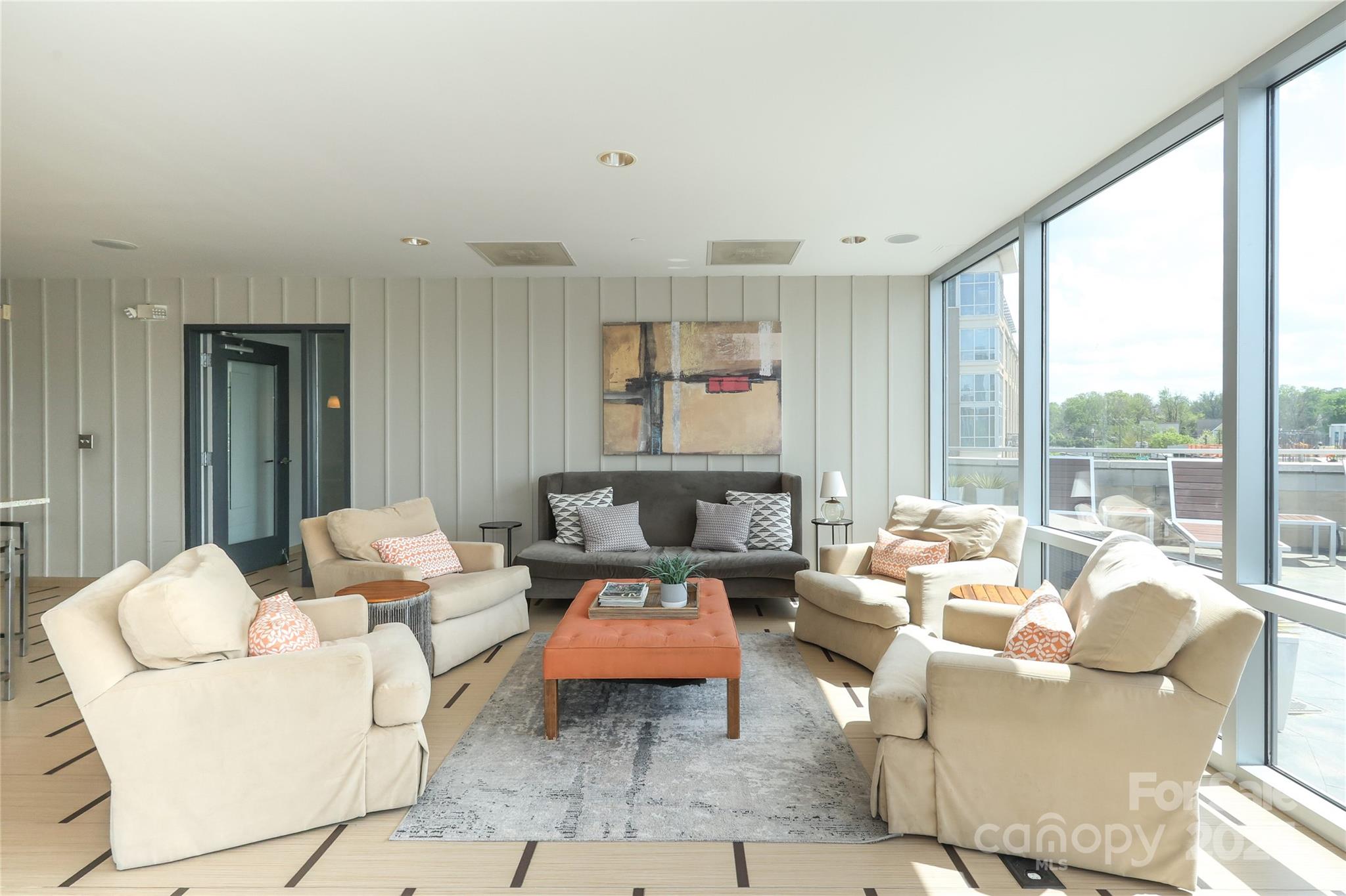 Metropolitan - Residential