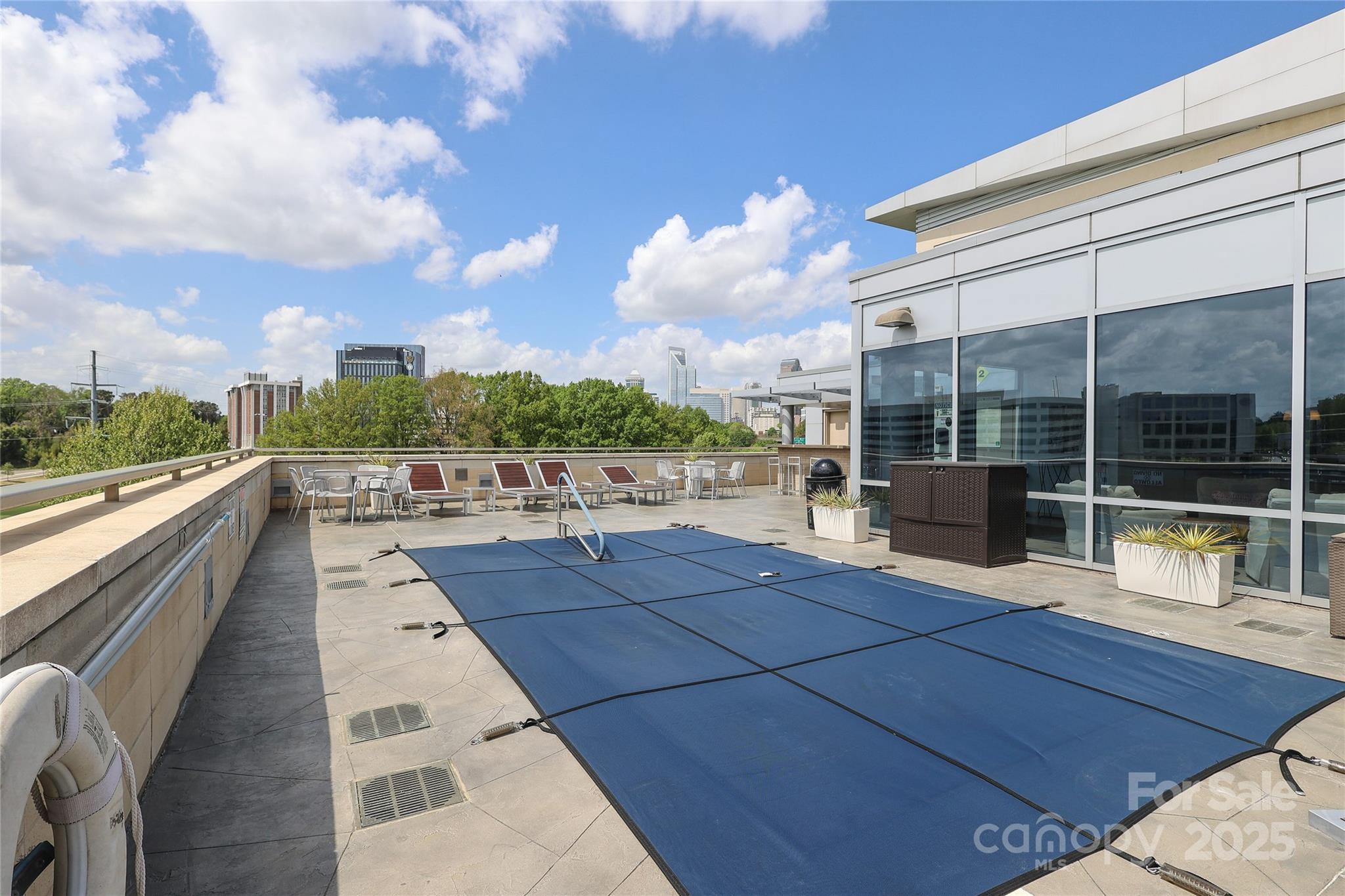 Metropolitan - Residential