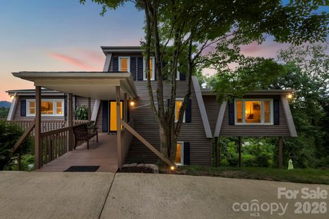 Photo of 16 Audubon Drive, Asheville, NC 28804 (MLS # 4397266)