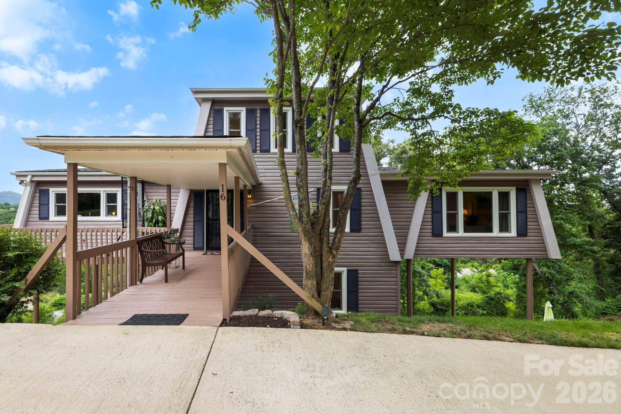 16 Audubon Drive
