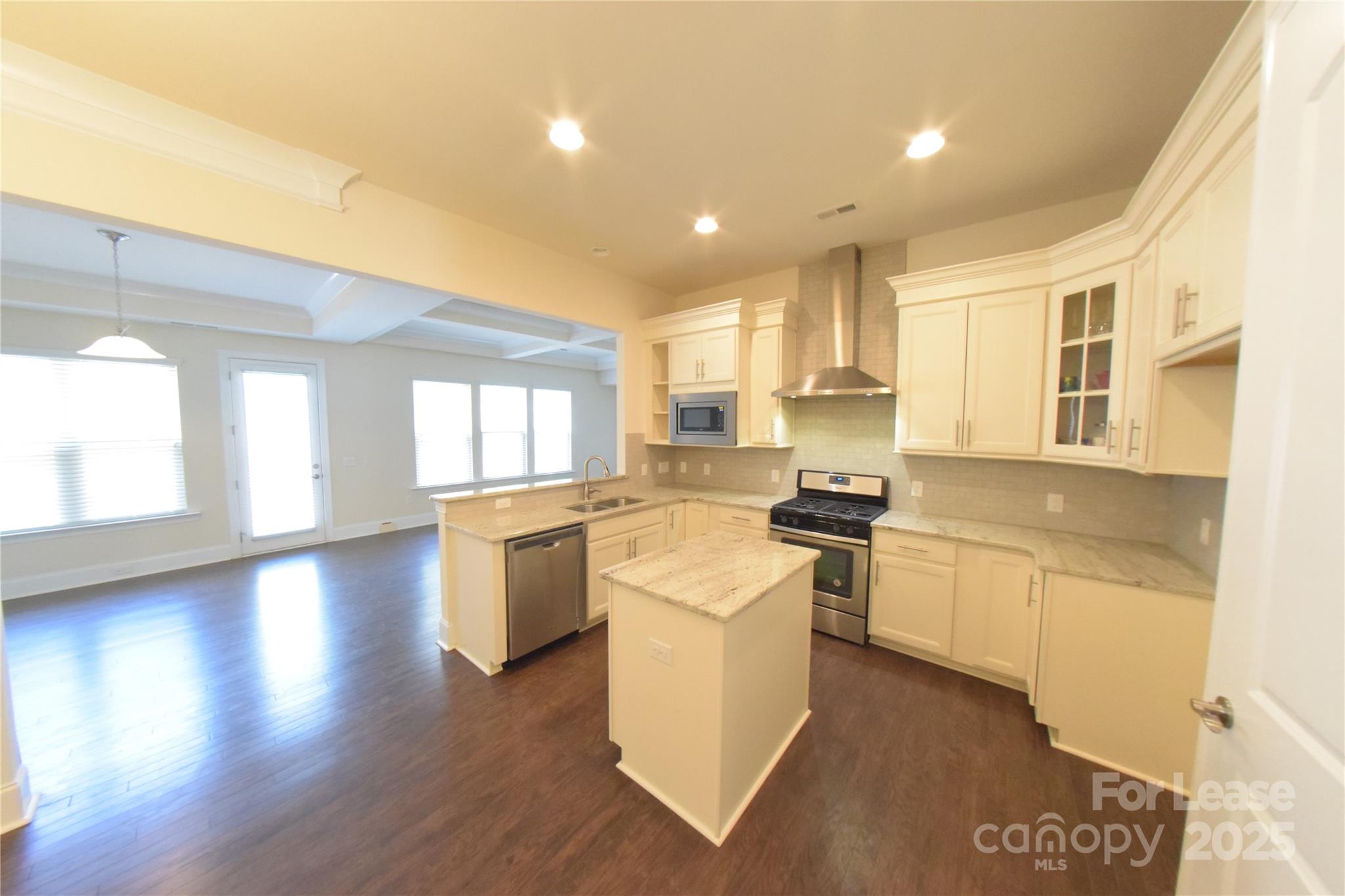 Central Park - Residential Lease