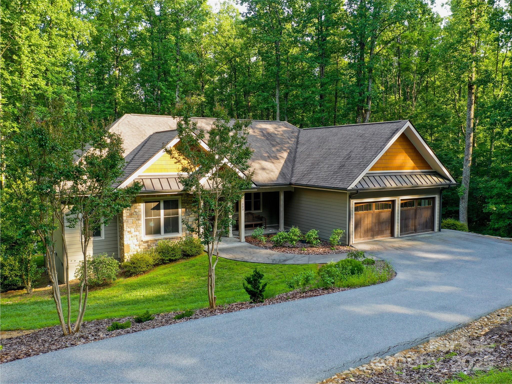 Cobblestone Village - Land