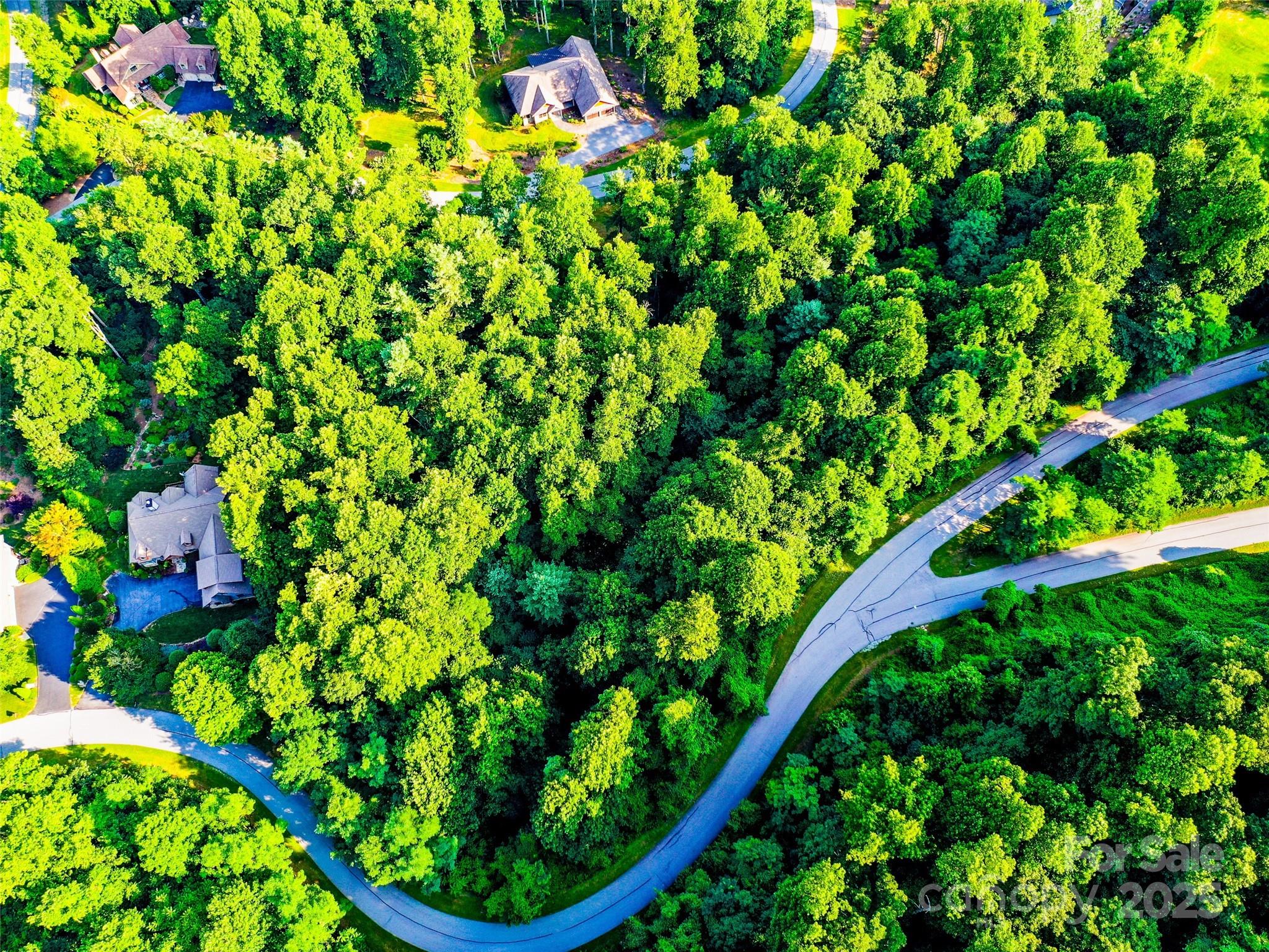 Cobblestone Village - Land