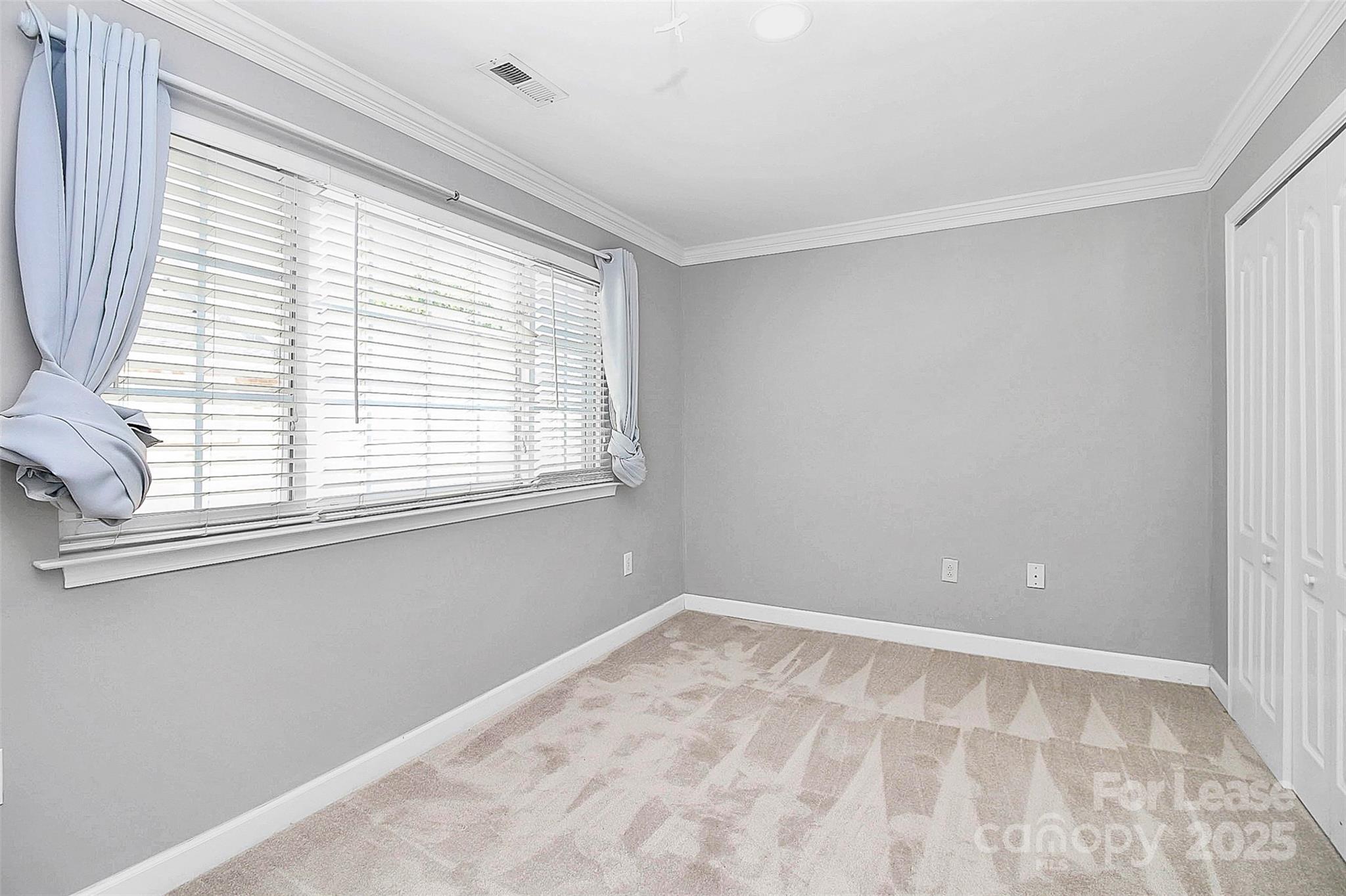 Williamsburg on Commonwealth - Residential Lease