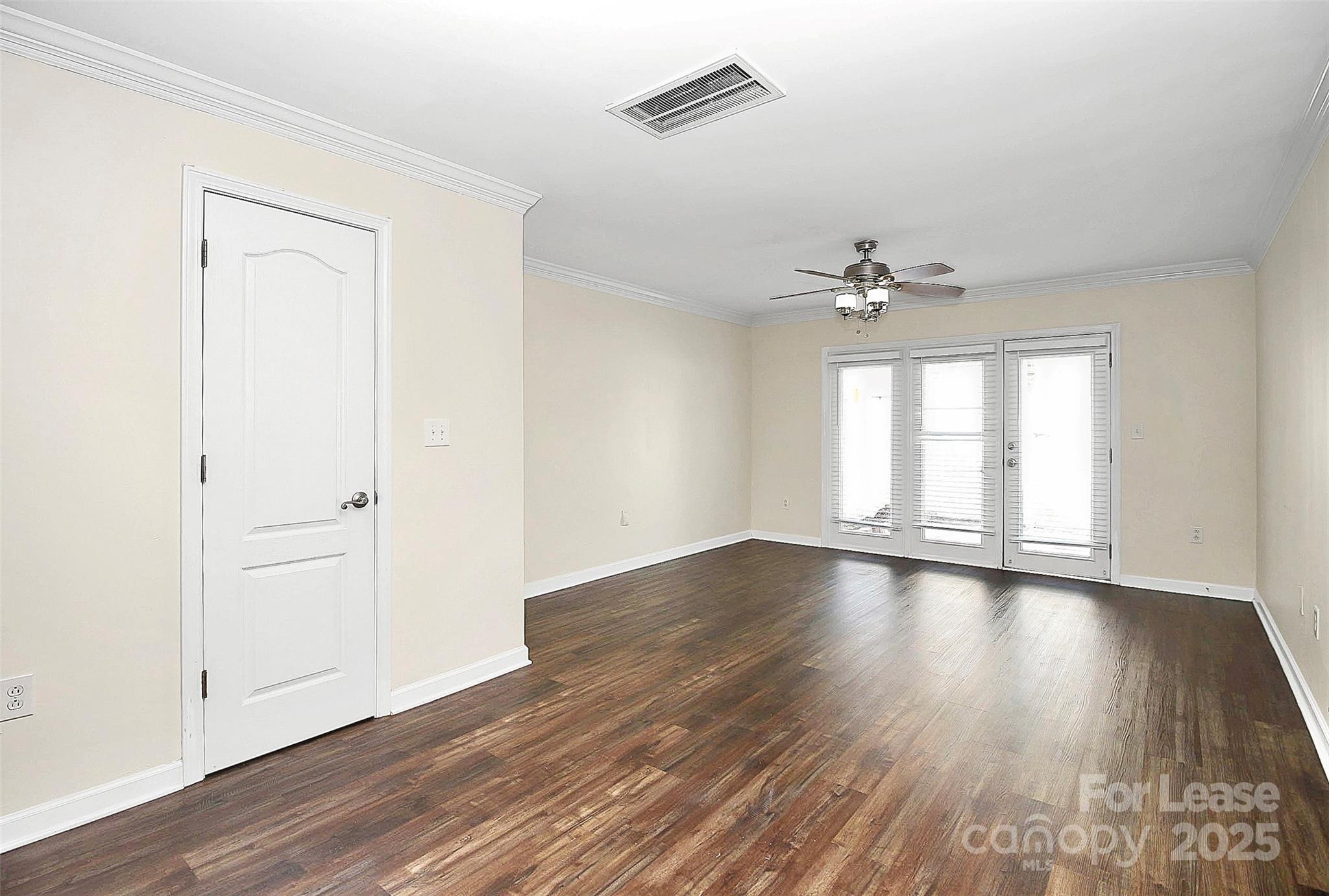 Williamsburg on Commonwealth - Residential Lease