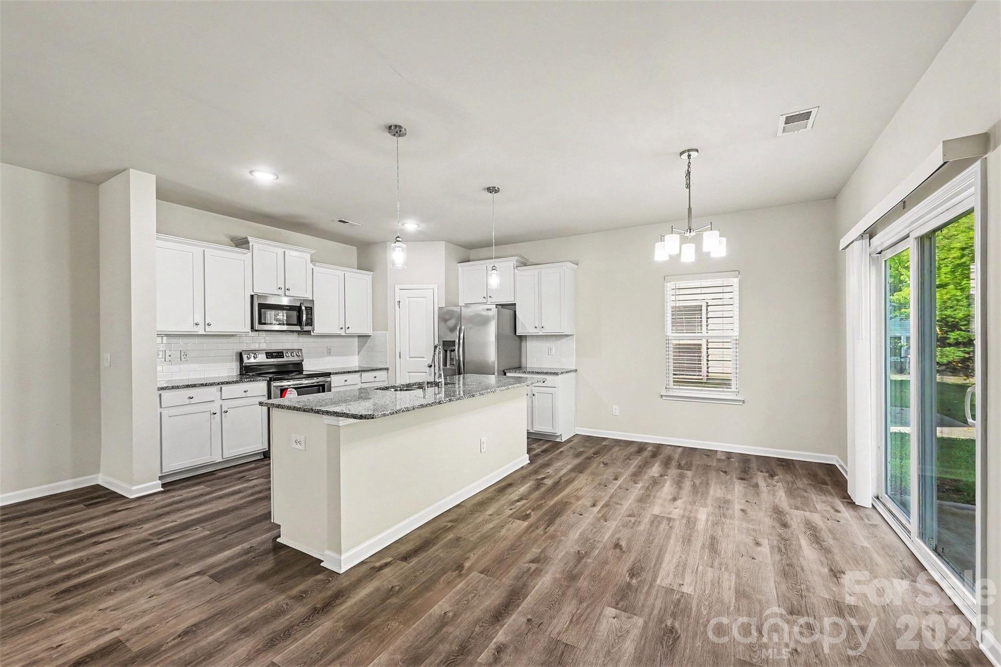 7323 Neal Road