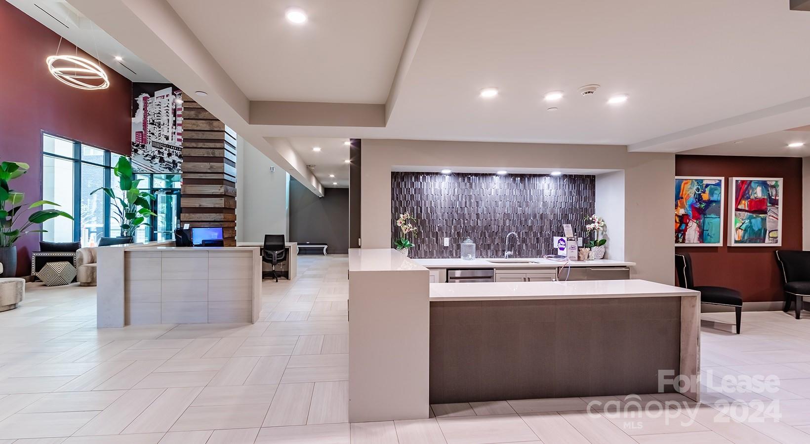 Charlotte, North Carolina 28202, United States, 2 Bedrooms Bedrooms, ,3 BathroomsBathrooms,Residential,Active,58715