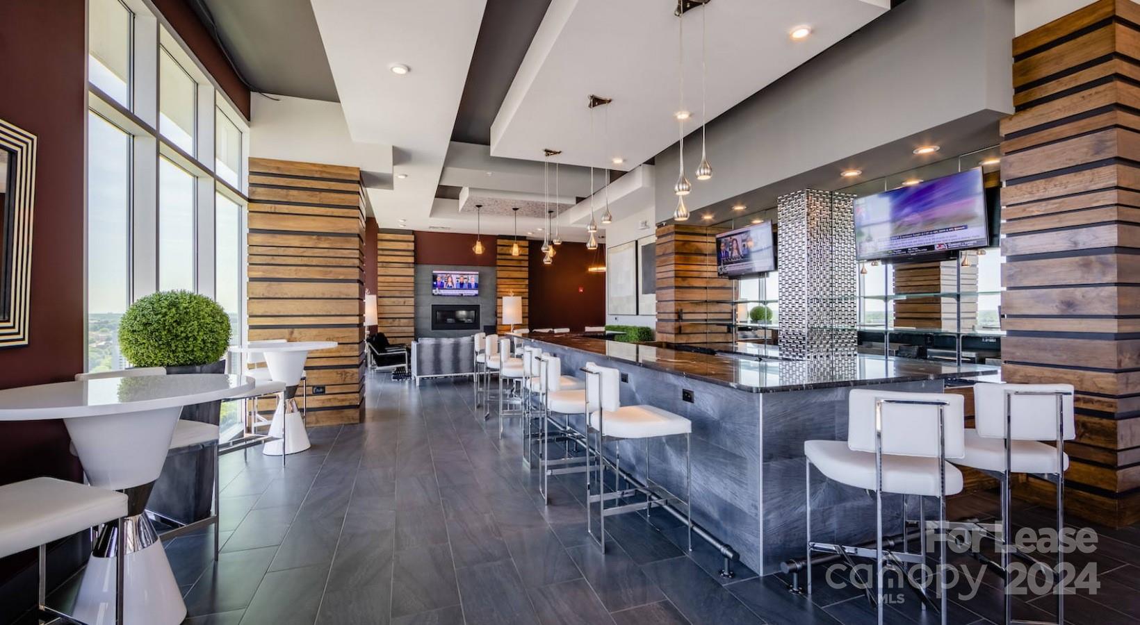 Charlotte, North Carolina 28202, United States, 2 Bedrooms Bedrooms, ,3 BathroomsBathrooms,Residential,Active,58715