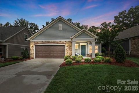 Photo of 1062 Millview Lane, Matthews, NC 28104 (MLS # 4382909)