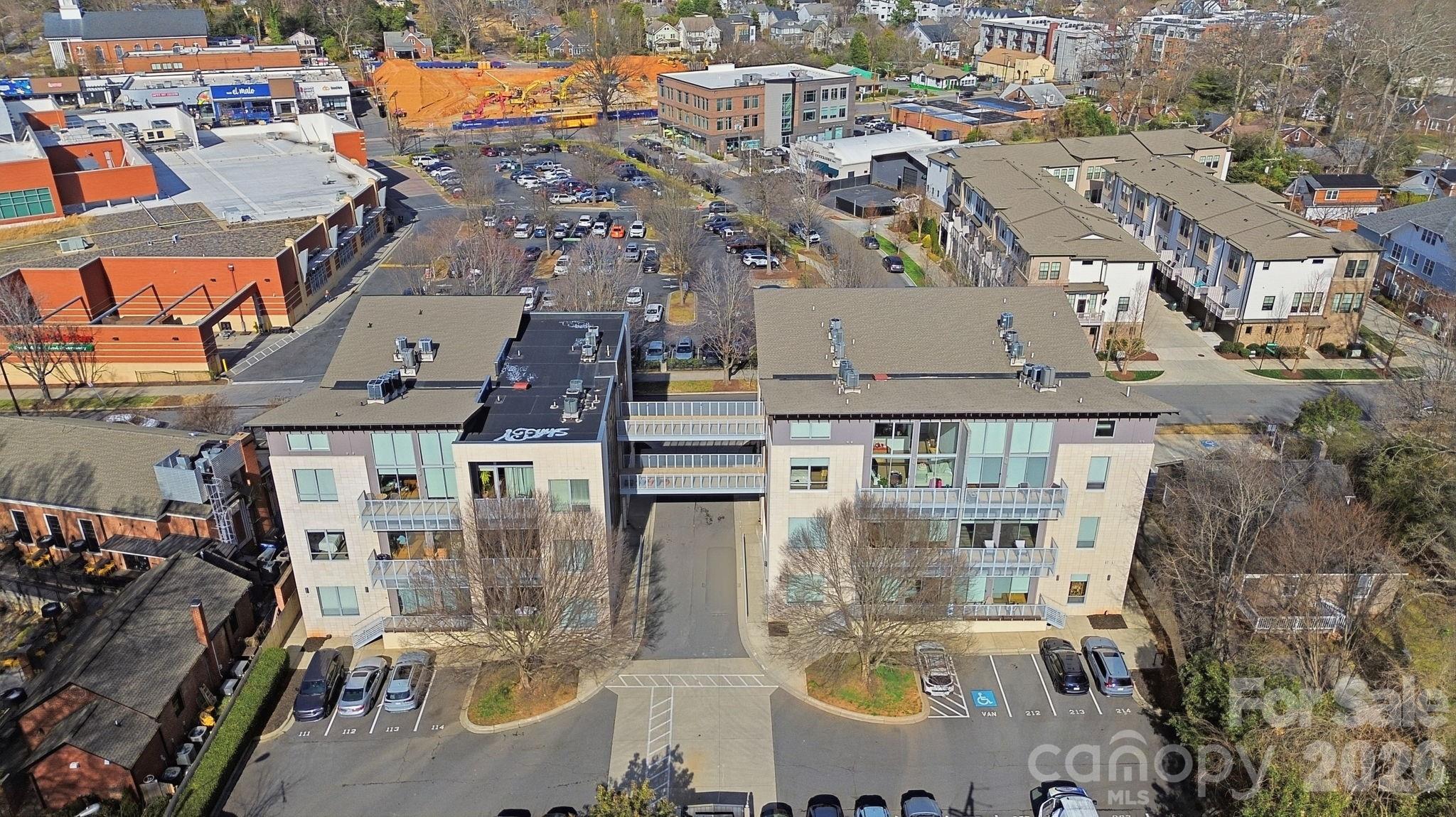 Plaza Vu - Residential