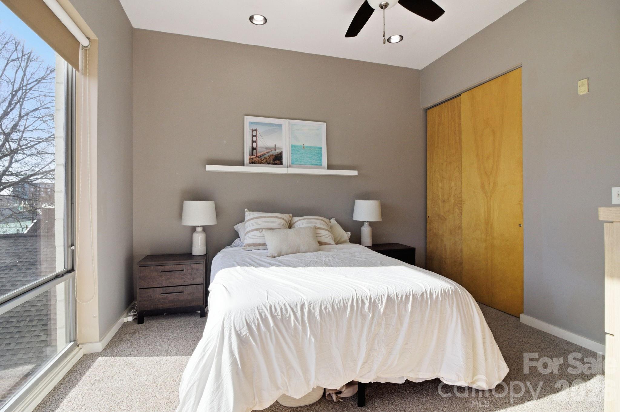 Plaza Vu - Residential