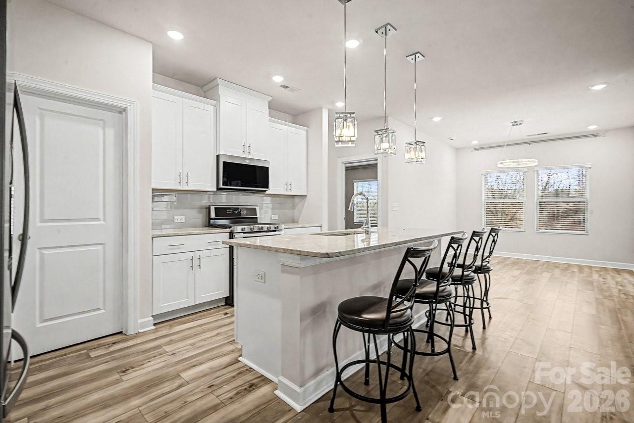 Larkhaven Hills - Residential