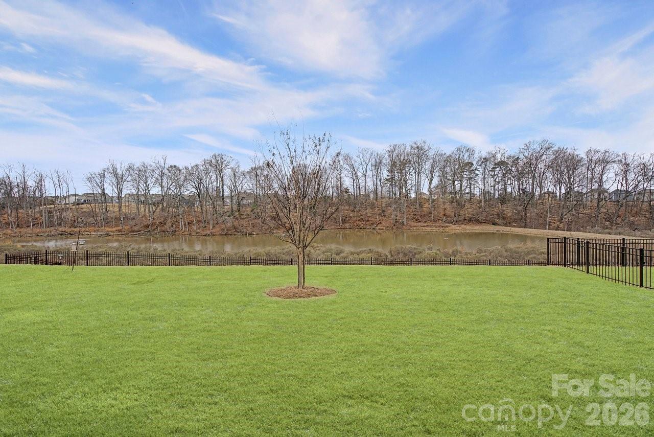 Larkhaven Hills - Residential