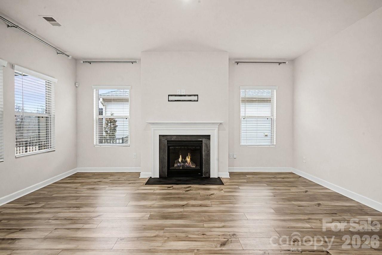 Larkhaven Hills - Residential