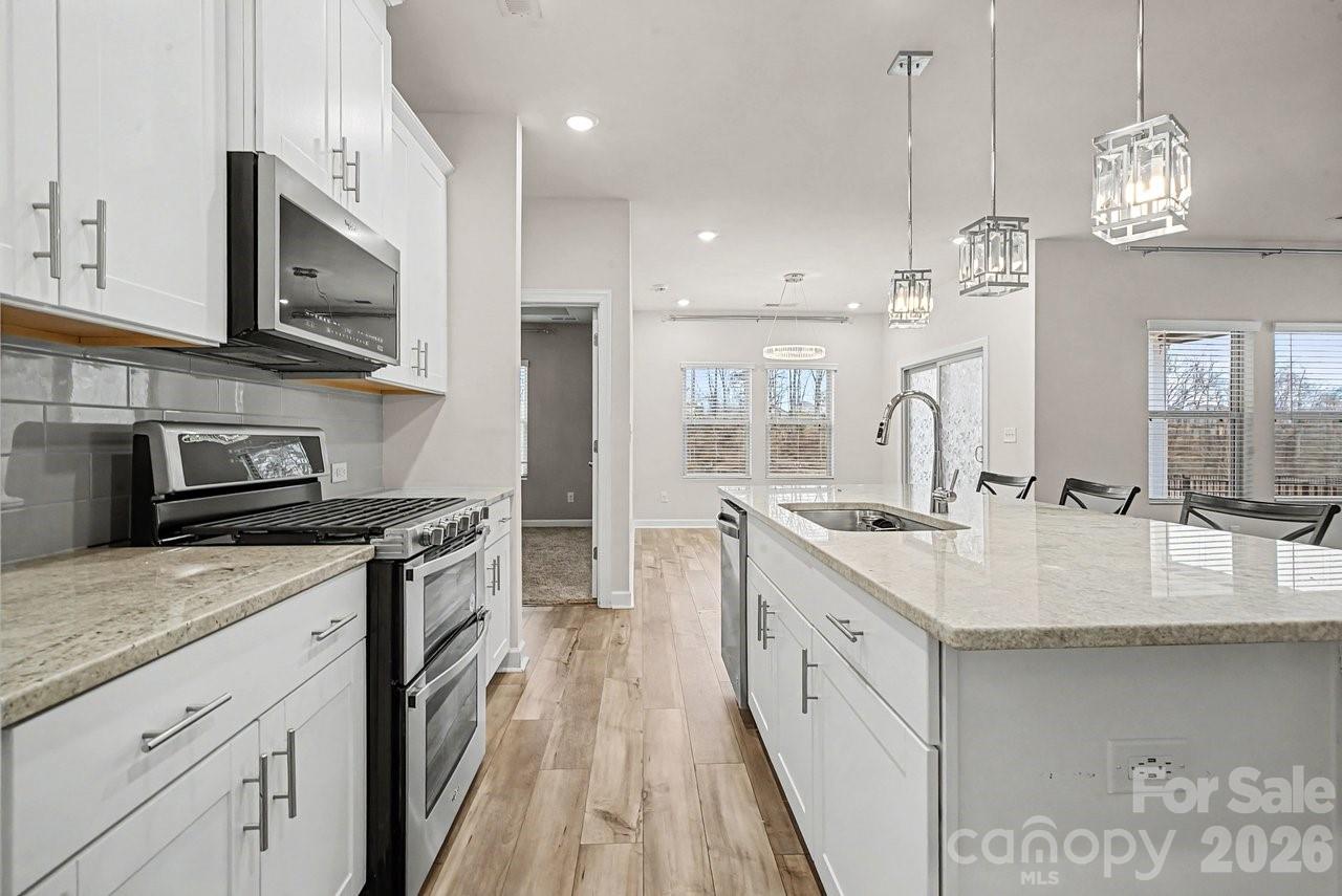 Larkhaven Hills - Residential