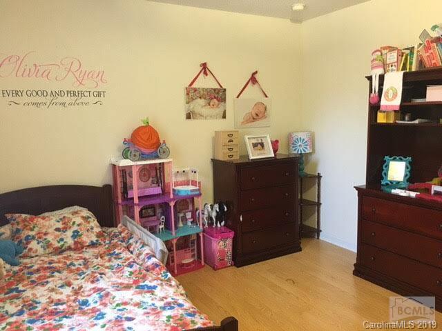 B & J Meadows - Residential