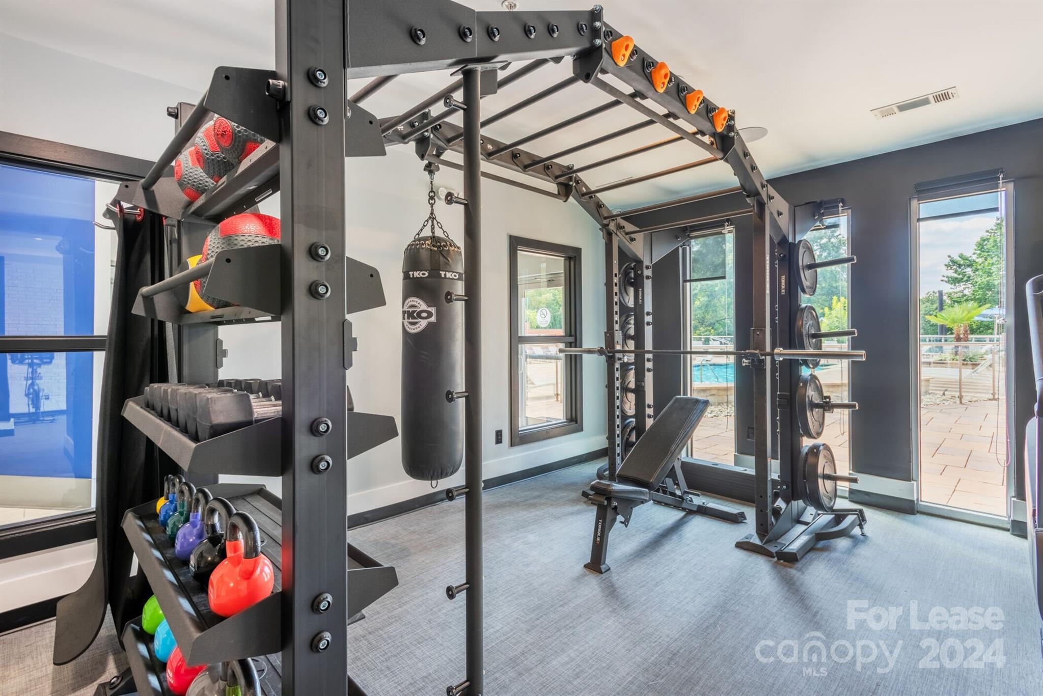 Charlotte, North Carolina 28202, United States, 1 Bedroom Bedrooms, ,1 BathroomBathrooms,Residential,Active,59697