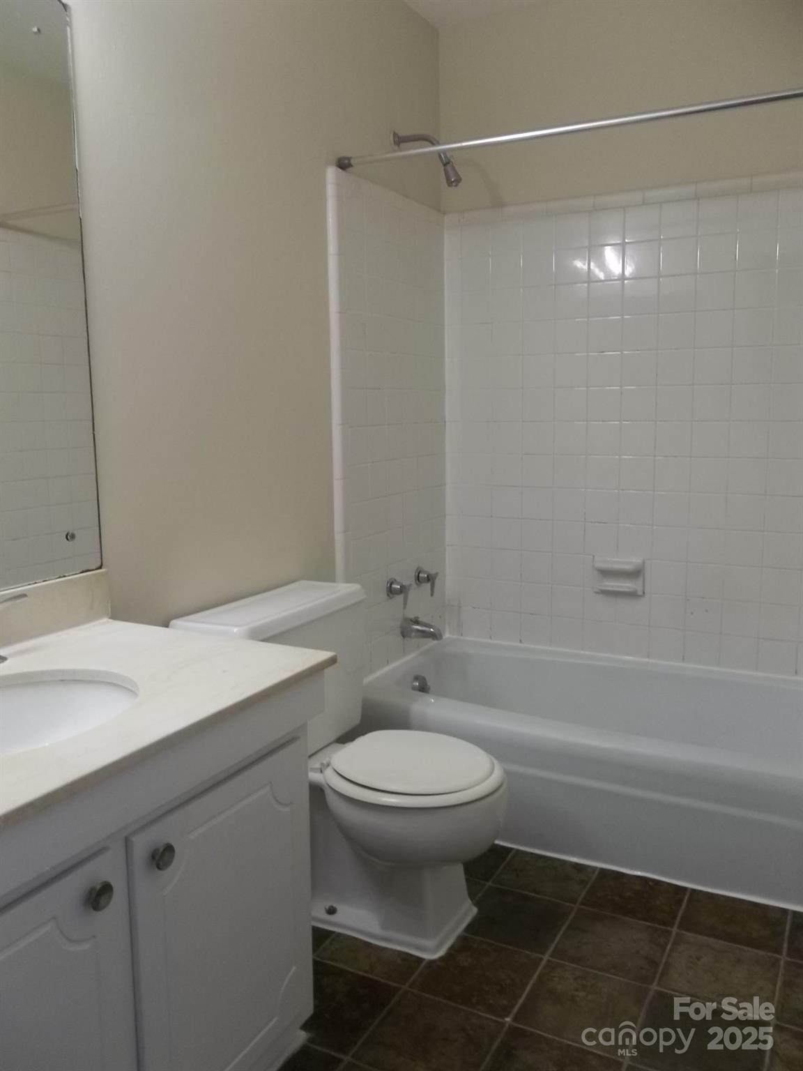 Carriage House - Residential