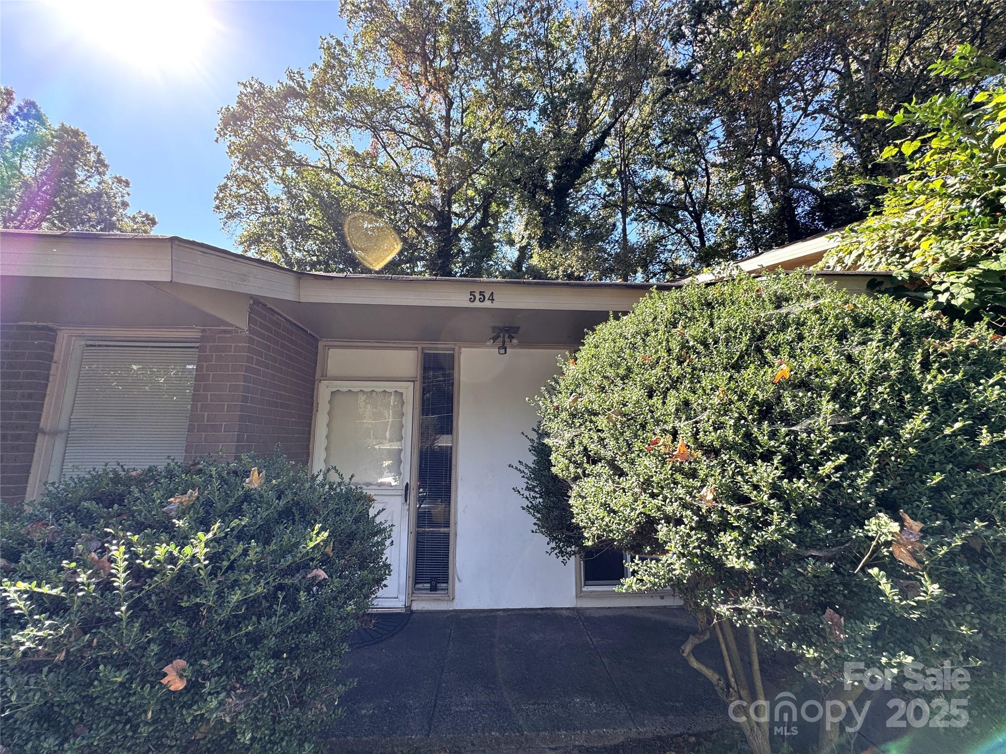 552 Blendwood Drive