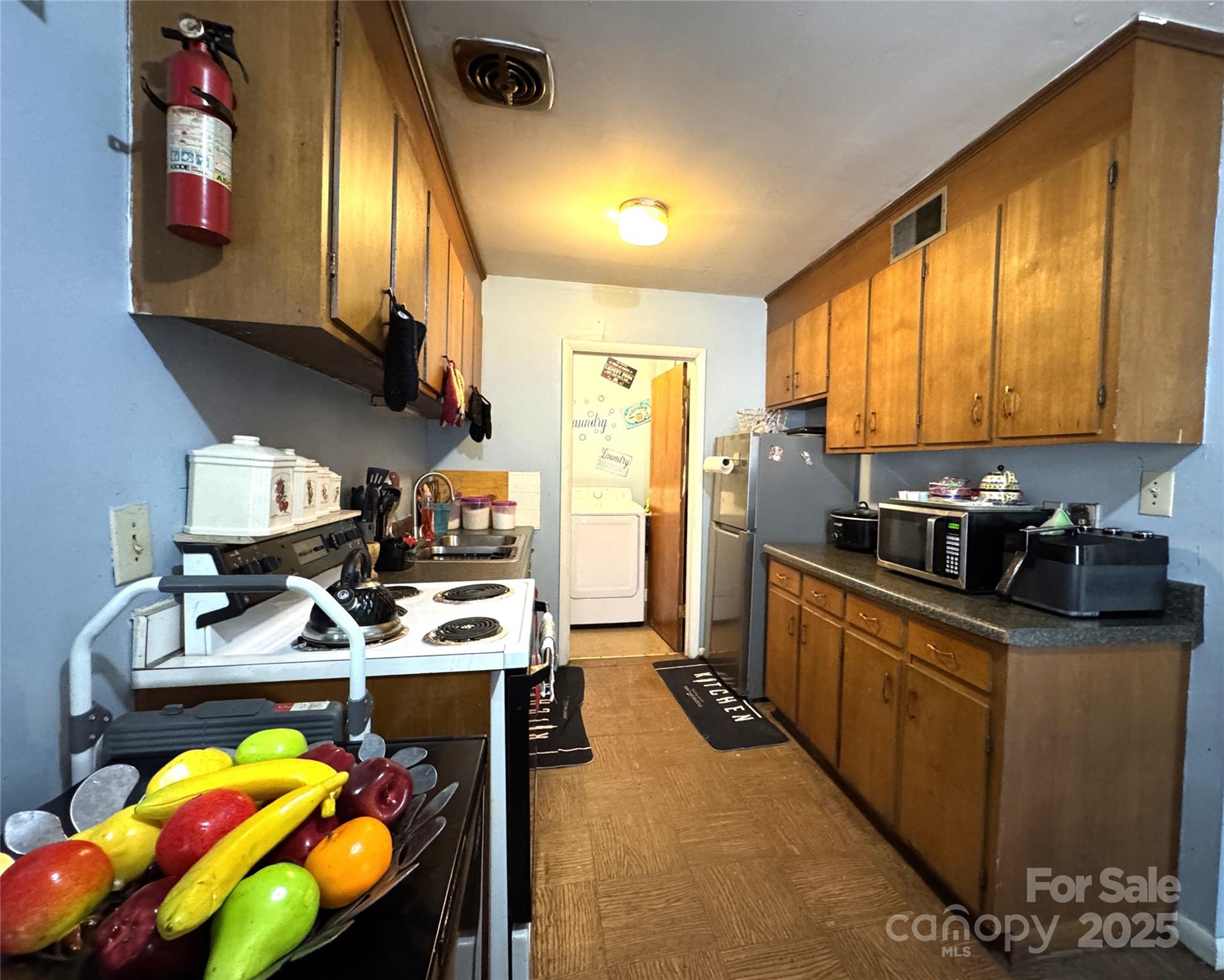 552 Blendwood Drive