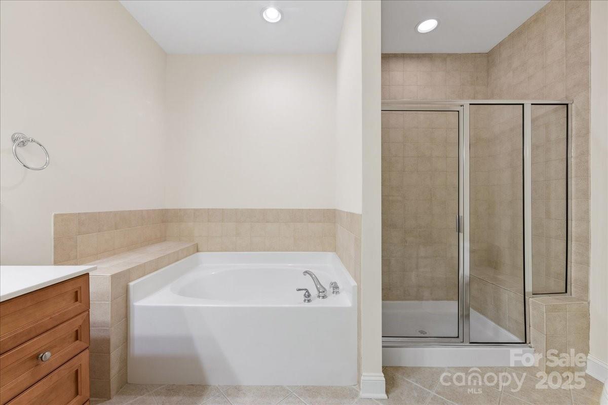 Bella Sera Villas - Residential