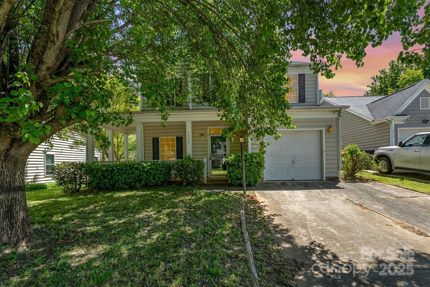 12016 Gemstone has lots of potential! This home will need renovations and appliances. This three bedroom home, located in the Brownestone community, is located conveniently to 485, shopping and restaurants. Home offers two full bathrooms, one half bath, dedicated laundry room and spacious living areas.