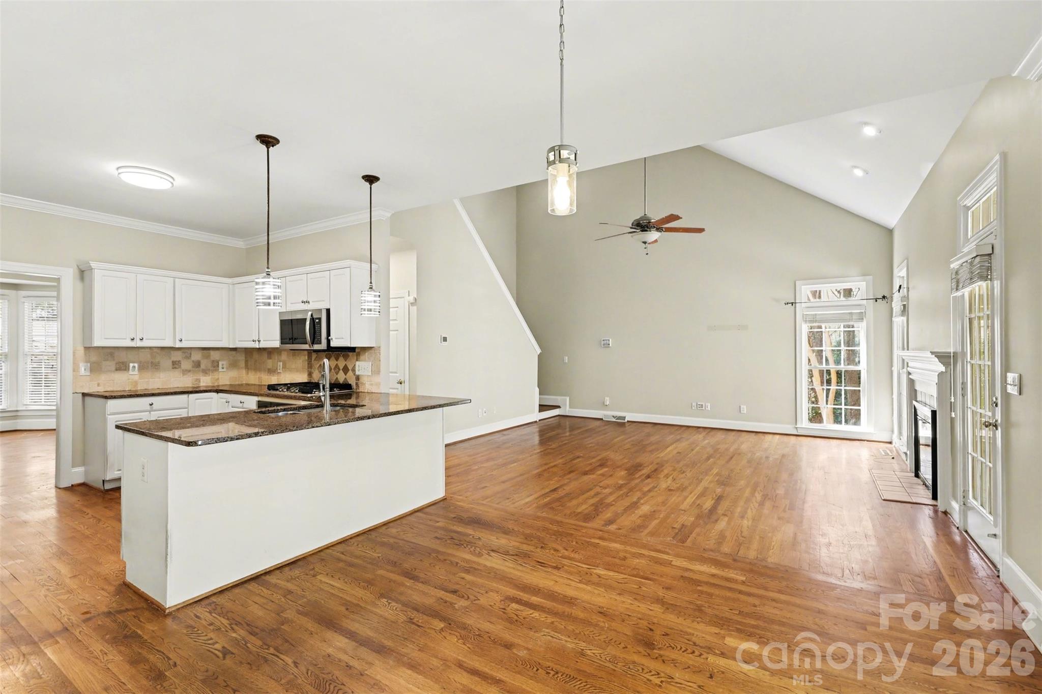 The Harbour At The Pointe - Residential