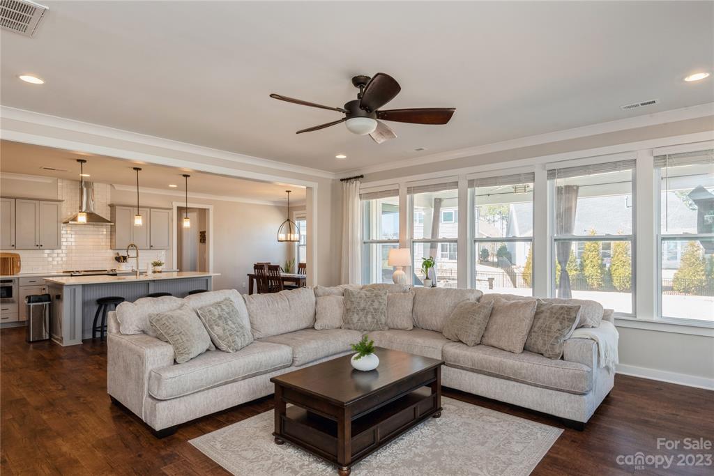 Paddlers Cove - Residential