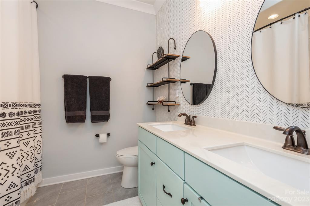 Paddlers Cove - Residential