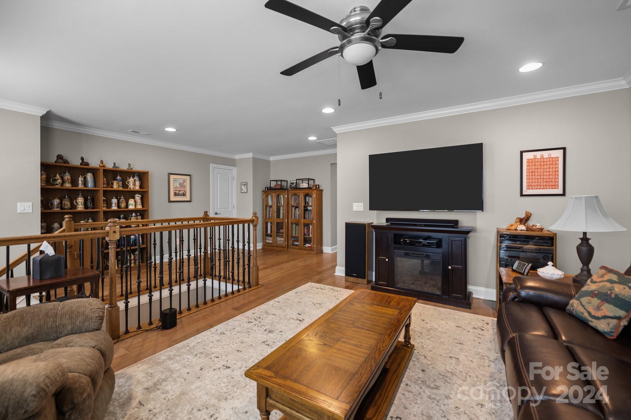 Oakland Pointe - Residential