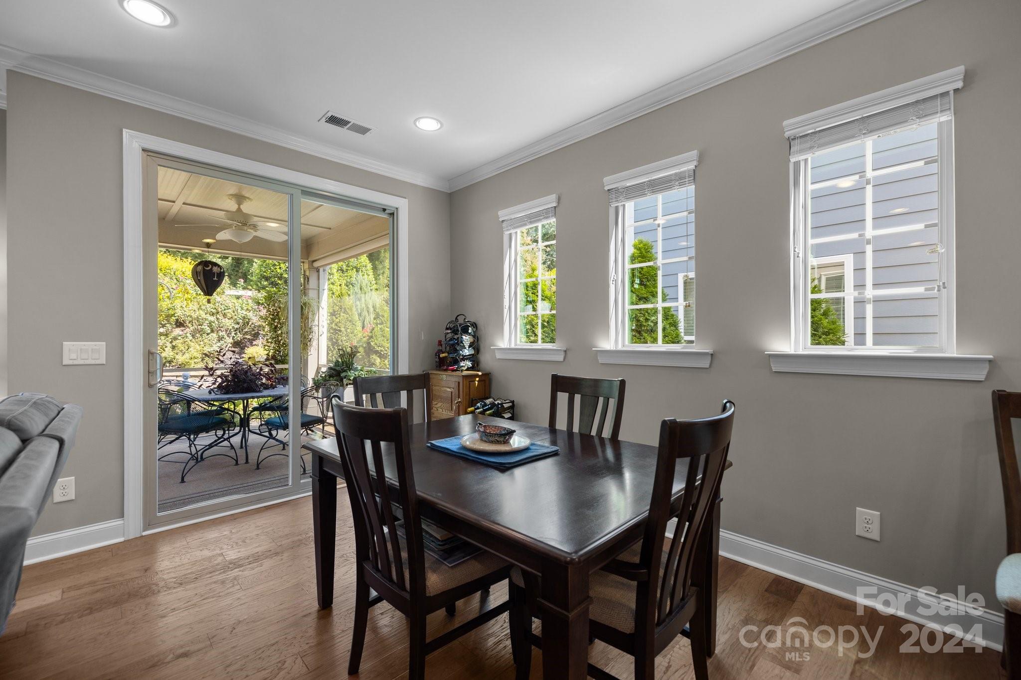 Oakland Pointe - Residential