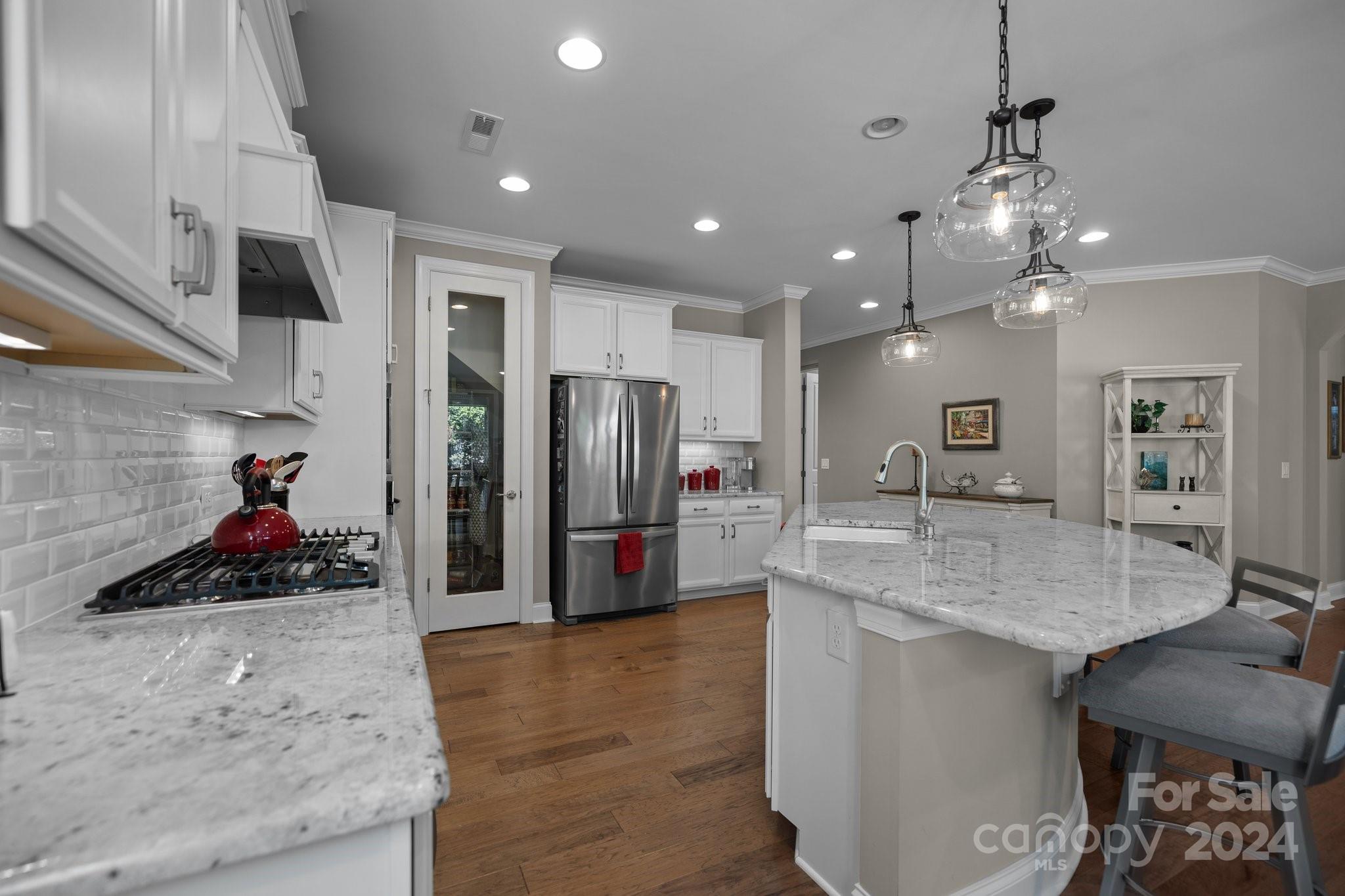 Oakland Pointe - Residential