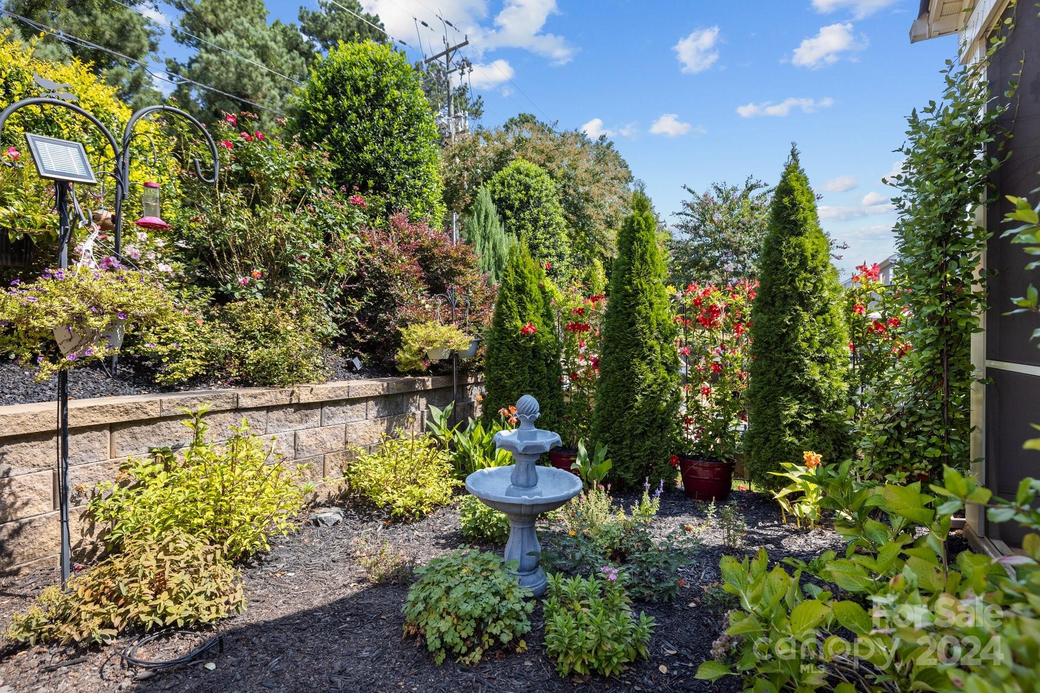 Oakland Pointe - Residential