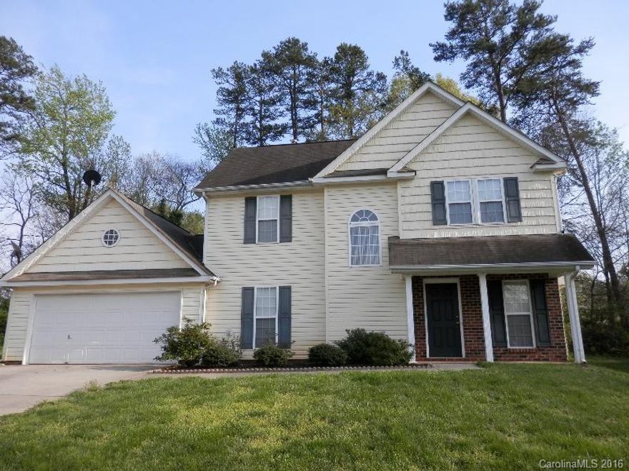 Come see and bring all offers for this well-maintained 2-story home in Manchester Place! Immaculate! Entire interior of house has been painted; brand new carpet throughout; brand new privacy fence encloses the backyard, separate his/hers vanity sinks in Master BR and separate shower and garden tub; storage area under stairs. Large kitchen w/plenty of cabinets,  & gas fireplace.  This one won't last long..PRICED TO SELL!