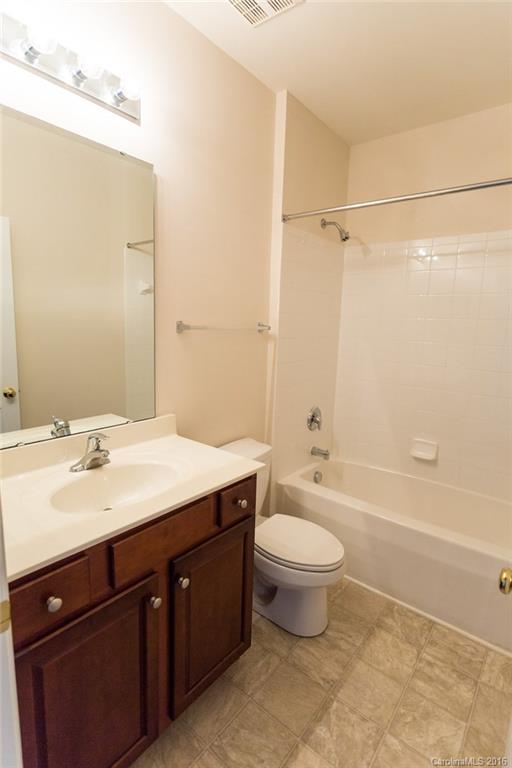 Hyde Park - Residential Lease