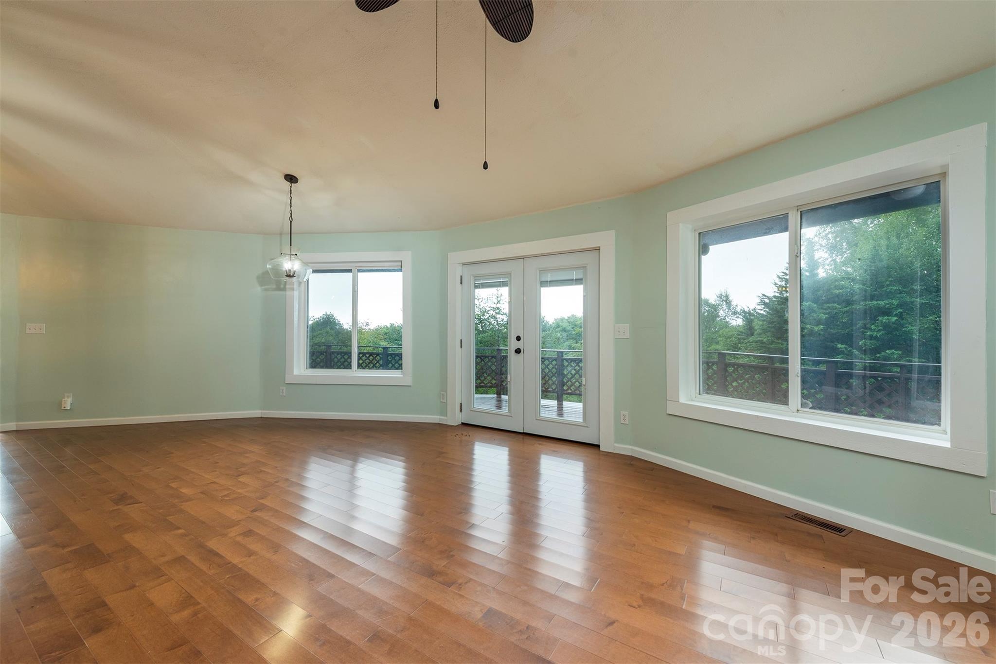 281 Bearwallow Trail