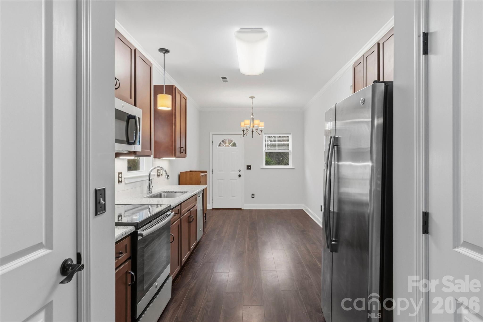 Country Club Hills - Residential