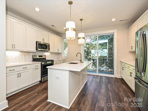 1421 Collier Walk Alley CSW0209 Charlotte NC 28205