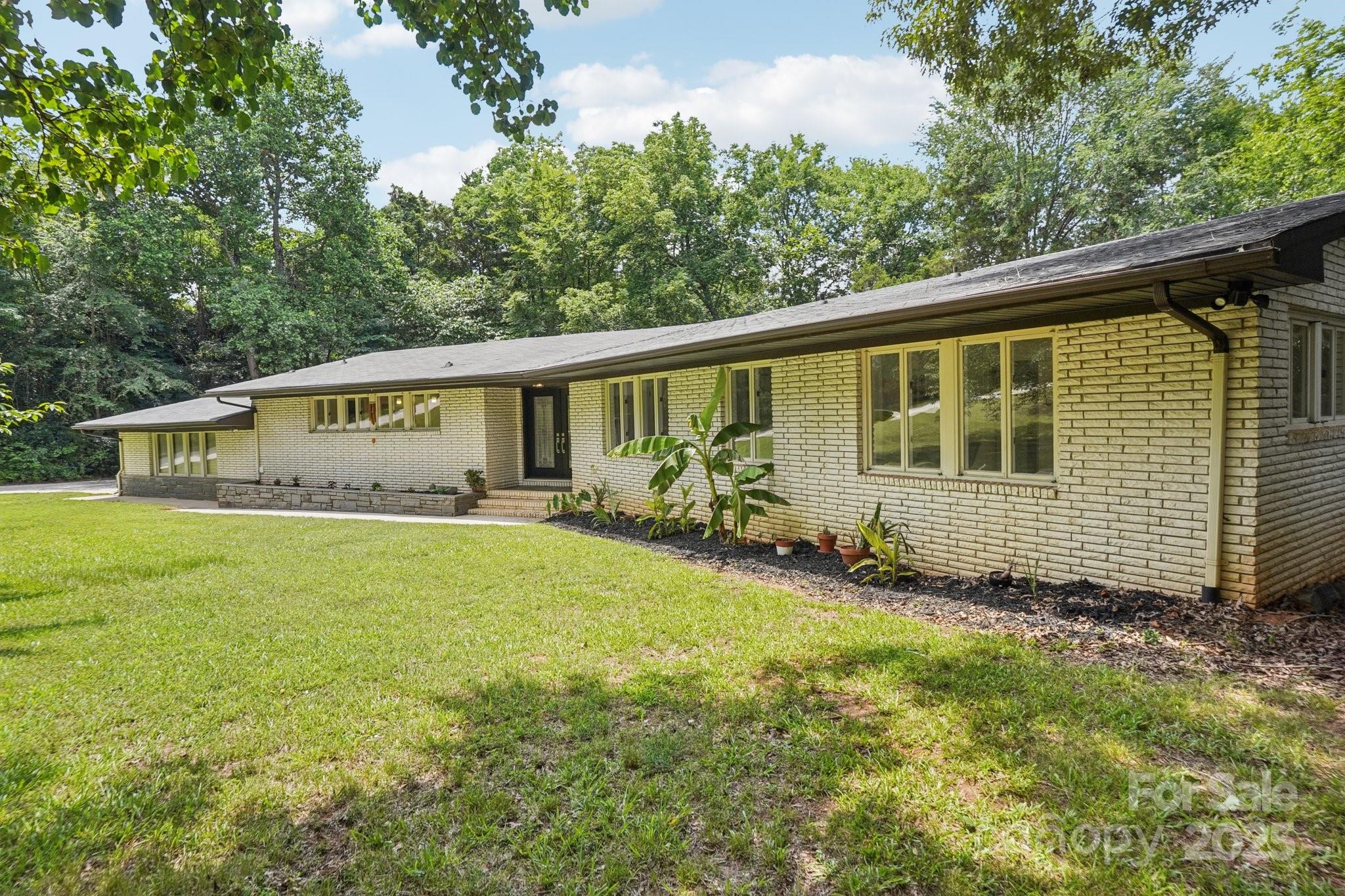 7107 Cedarfield Road
